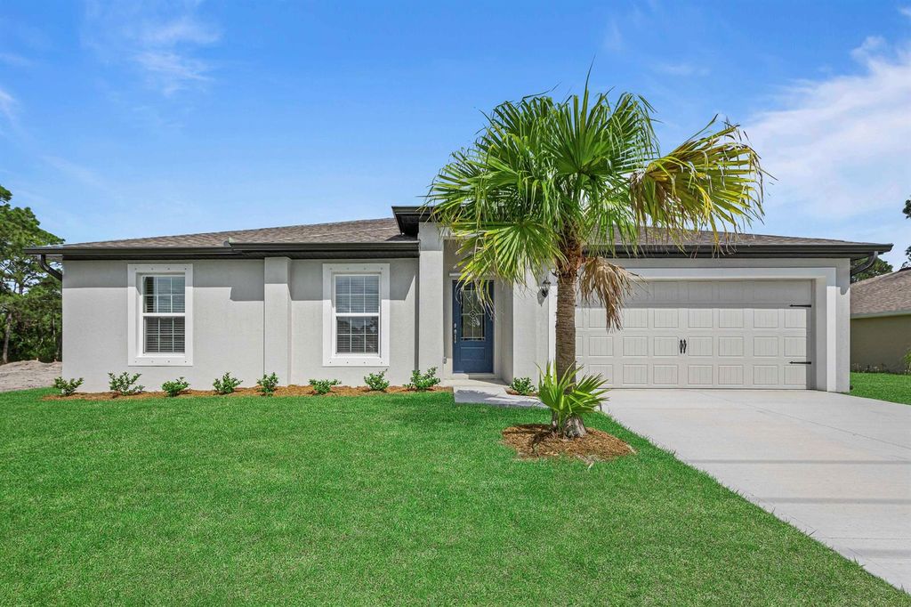 1013 SW Fisherman Avenue, Port St. Lucie, FL 34953