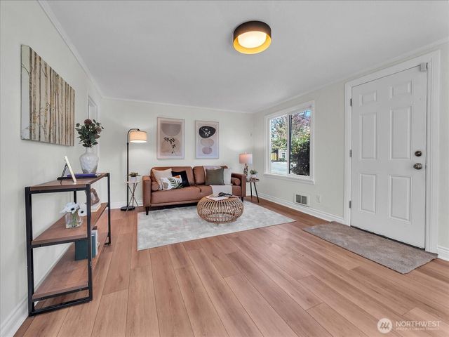 232 Dorn Avenue, Everett, WA 98208
