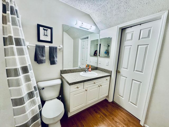 4625 Wenham Park, 11, Columbus, OH 43230