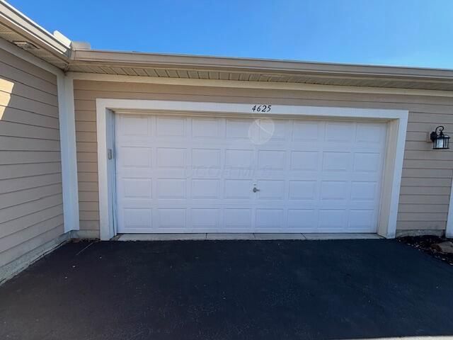 4625 Wenham Park, 11, Columbus, OH 43230