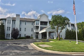 17800 E Bolger Road 101, Independence, MO 64055
