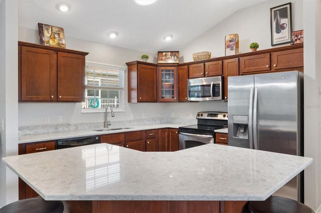 1174 WESTMORELAND LOOP, The Villages, FL 32162