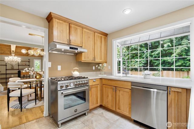 16119 SE 31st St, Bellevue, WA 98008