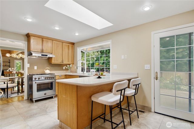 16119 SE 31st St, Bellevue, WA 98008