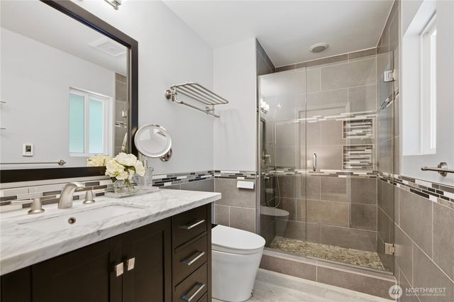 16119 SE 31st St, Bellevue, WA 98008