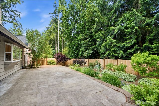 16119 SE 31st St, Bellevue, WA 98008