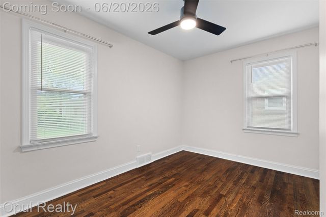 11441 Brookfield Street, Livonia, MI 48150