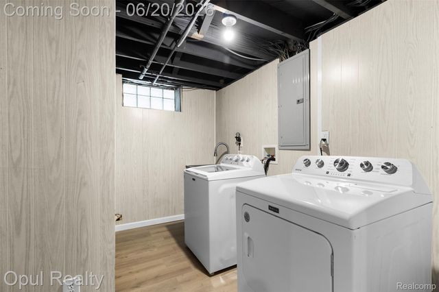 11441 Brookfield Street, Livonia, MI 48150