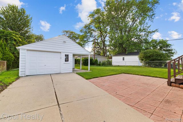 11441 Brookfield Street, Livonia, MI 48150