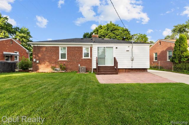 11441 Brookfield Street, Livonia, MI 48150