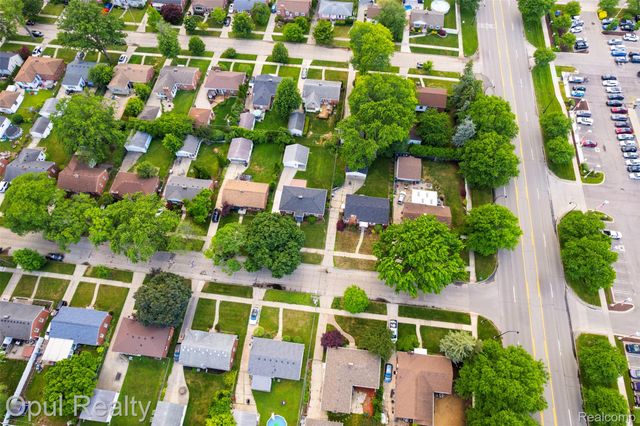 11441 Brookfield Street, Livonia, MI 48150