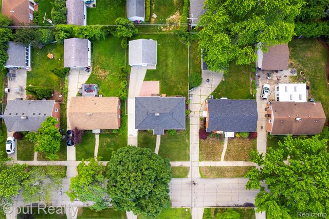 11441 Brookfield Street, Livonia, MI 48150