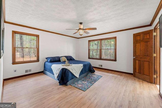 2865 White Court NE, Conyers, GA 30012