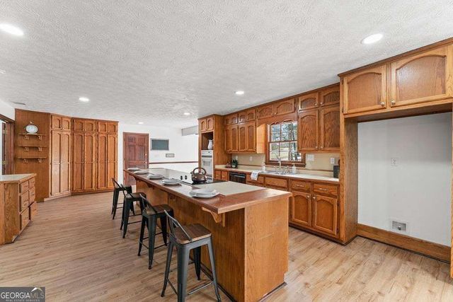 2865 White Court NE, Conyers, GA 30012