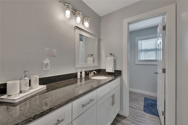 230 Cut Off Road 231, Port Aransas, TX 78373