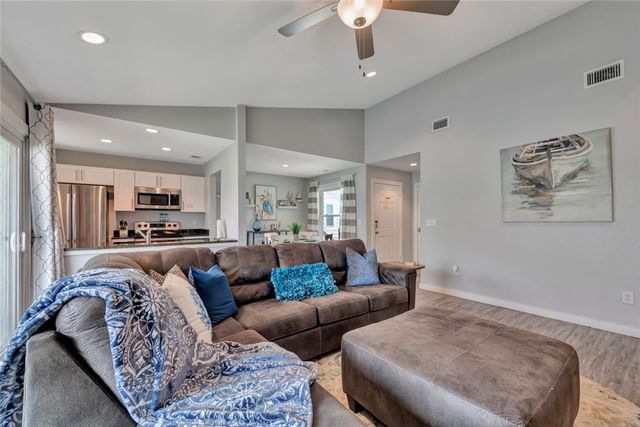 230 Cut Off Road 231, Port Aransas, TX 78373