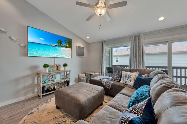230 Cut Off Road 231, Port Aransas, TX 78373