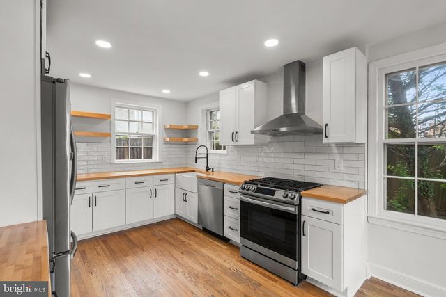 2200 WINDHAM LN, Silver Spring, MD 20902