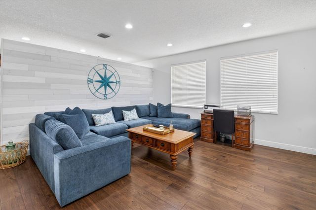 6784 Columbia Avenue, Lake Worth, FL 33467