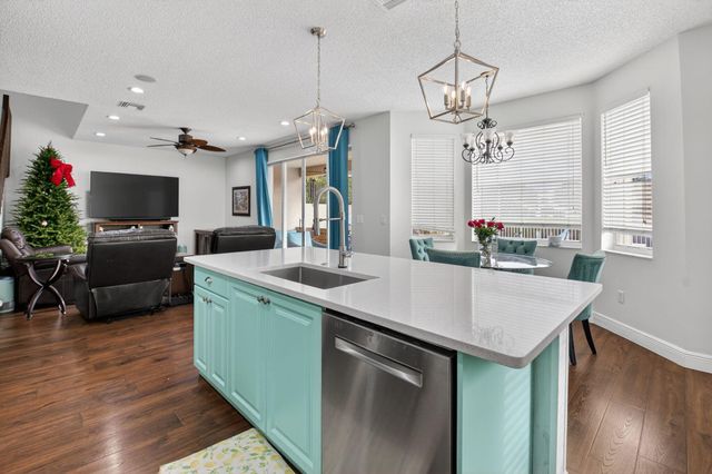 6784 Columbia Avenue, Lake Worth, FL 33467