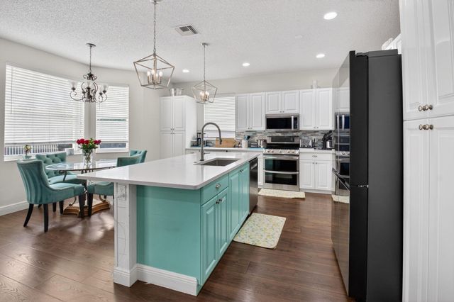 6784 Columbia Avenue, Lake Worth, FL 33467