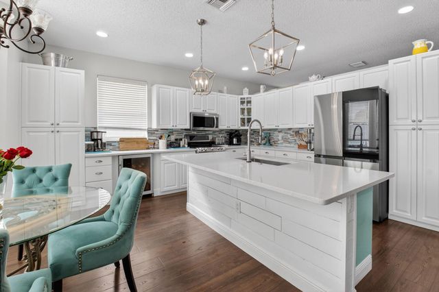 6784 Columbia Avenue, Lake Worth, FL 33467