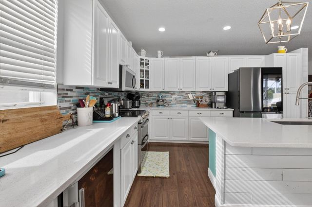 6784 Columbia Avenue, Lake Worth, FL 33467