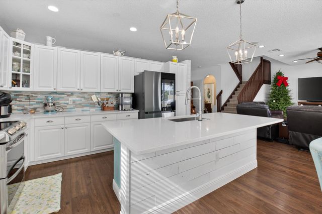 6784 Columbia Avenue, Lake Worth, FL 33467