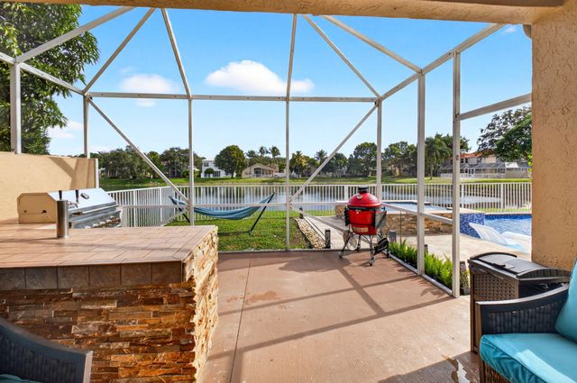 6784 Columbia Avenue, Lake Worth, FL 33467