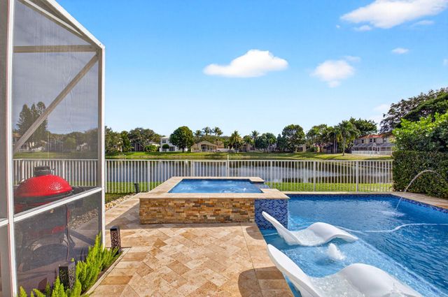 6784 Columbia Avenue, Lake Worth, FL 33467