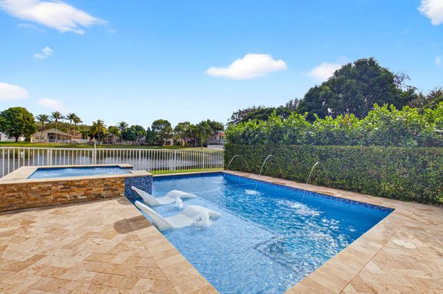 6784 Columbia Avenue, Lake Worth, FL 33467