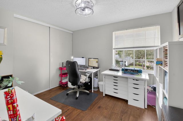 6784 Columbia Avenue, Lake Worth, FL 33467