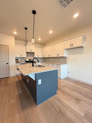 2706 Shirley Dr, Big Spring, TX 79720