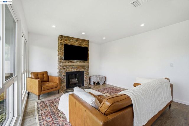 2101 Vanderslice Ct 18, Walnut Creek, CA 94596