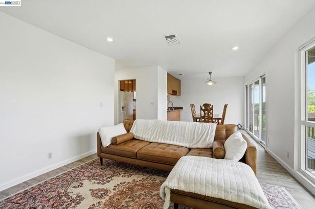 2101 Vanderslice Ct 18, Walnut Creek, CA 94596