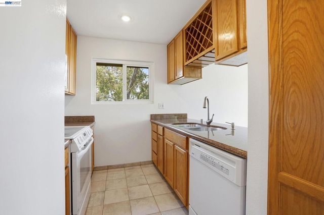 2101 Vanderslice Ct 18, Walnut Creek, CA 94596