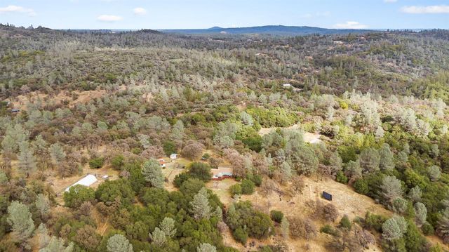 17394 Indian Springs Ranch Rd, Grass Valley, CA 95949
