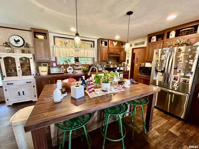 1409 W 5TH Street, West Frankfort, IL 62896