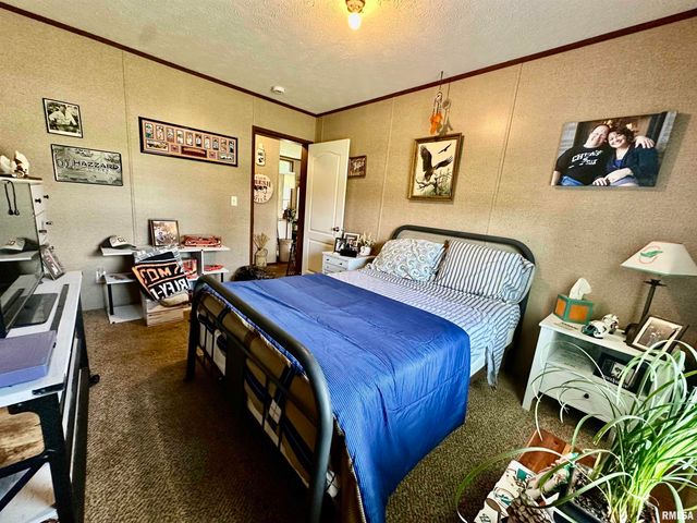 1409 W 5TH Street, West Frankfort, IL 62896