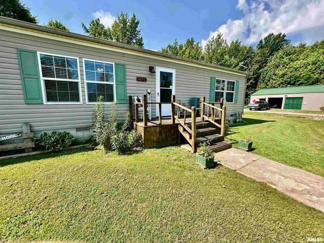 1409 W 5TH Street, West Frankfort, IL 62896