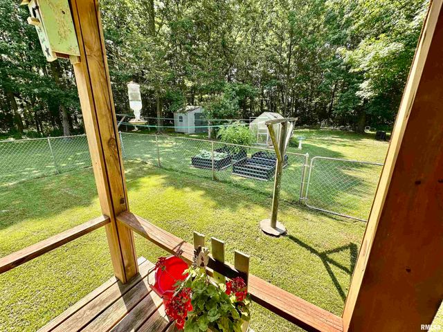 1409 W 5TH Street, West Frankfort, IL 62896