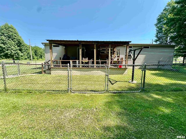 1409 W 5TH Street, West Frankfort, IL 62896