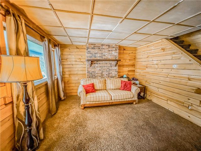 345 Top St, Georges Twp, PA 15478