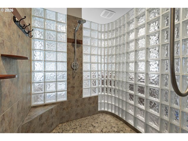 4306 Se AUGUSTA Loop, Gresham, OR 97080