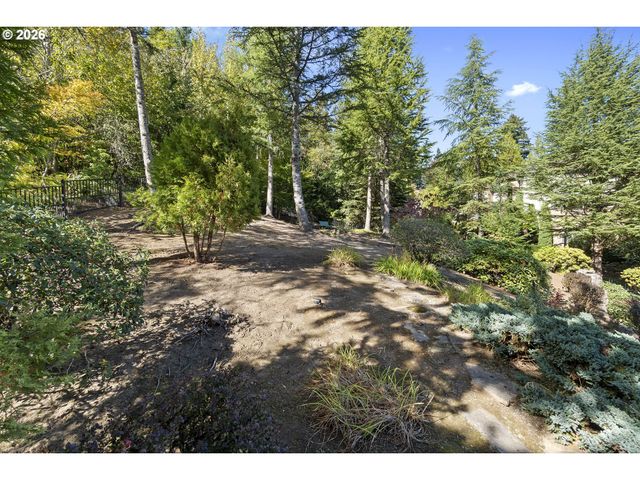 4306 Se AUGUSTA Loop, Gresham, OR 97080