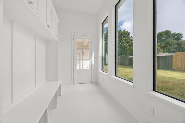4714 W Alabama Street, Houston, TX 77027