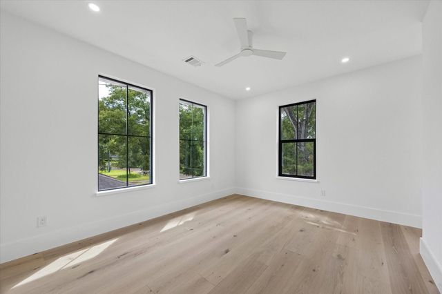 4714 W Alabama Street, Houston, TX 77027