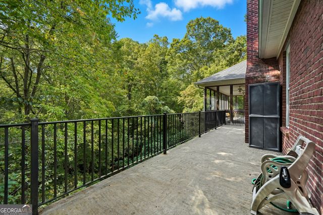 257 Foothills Drive, Cleveland, GA 30528