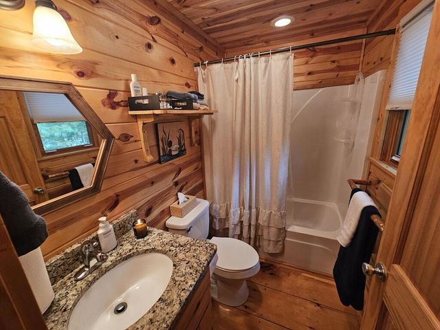87 Whispering Hills Road, Murphy, NC 28906