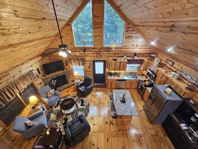 87 Whispering Hills Road, Murphy, NC 28906